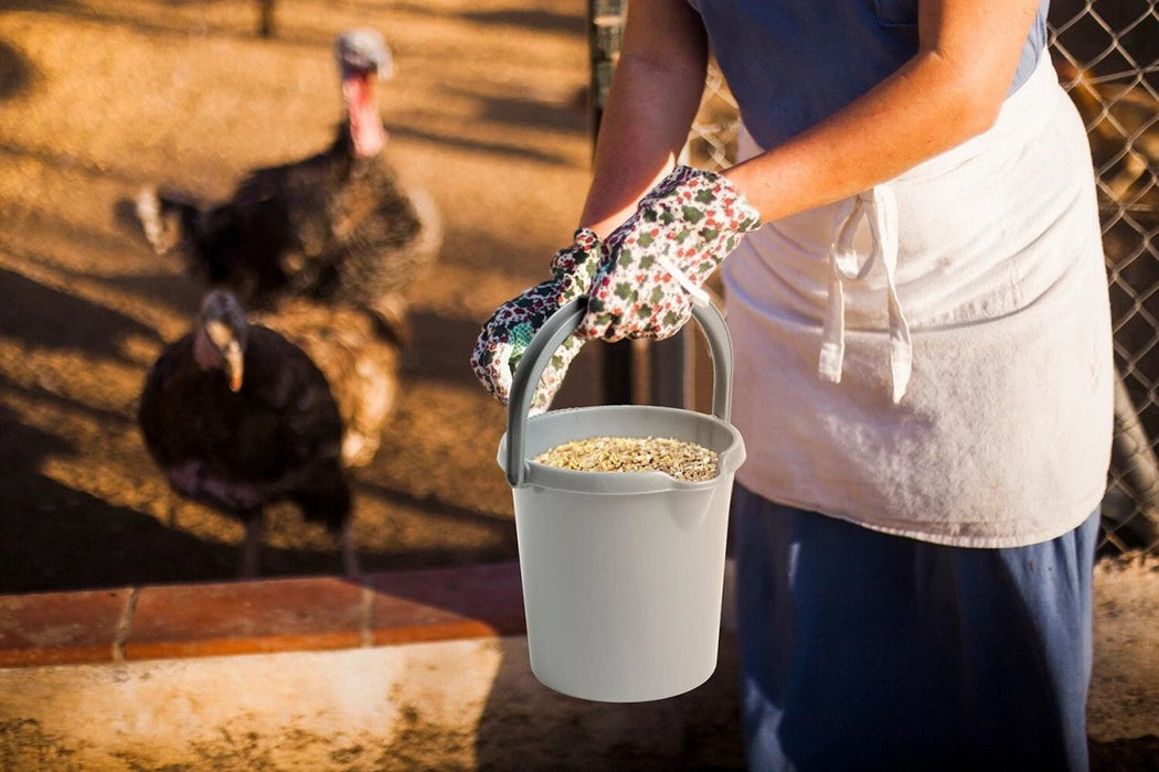 2 x 10L Cleaning Plastic Bucket with Handle & Pouring Lip Water Storage Farm -UK