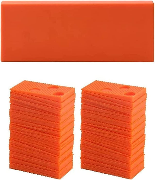 Double-faced hammer suitable for wood floor installation tasks